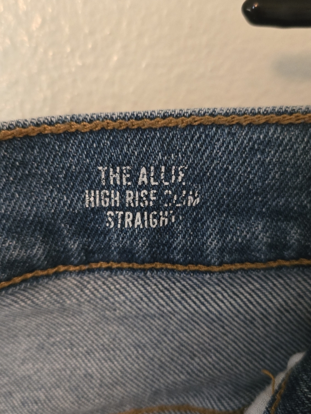 Kensie | Vintage Luxe The Allie Slim Straight Jeans Size 6/28 - Picture 10 of 12